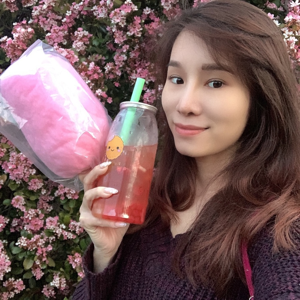 Meet your Posher, Thuy